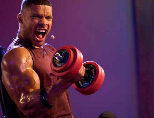 Surcharge progressive à la maison : 5 façons de progresser constamment même sans salle de sport