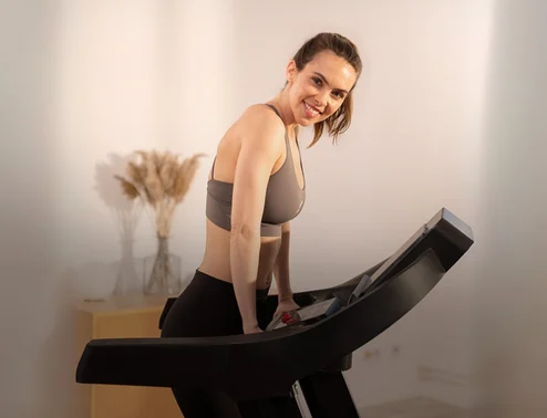 Prêt pour le marathon ? Ces entraînements sur tapis de course vous mèneront à l’objectif